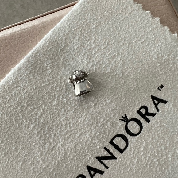 Pandora girl charm - Picture 3 of 5